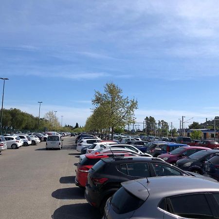 شقة A La Gare ! T2 Hyères المظهر الخارجي الصورة